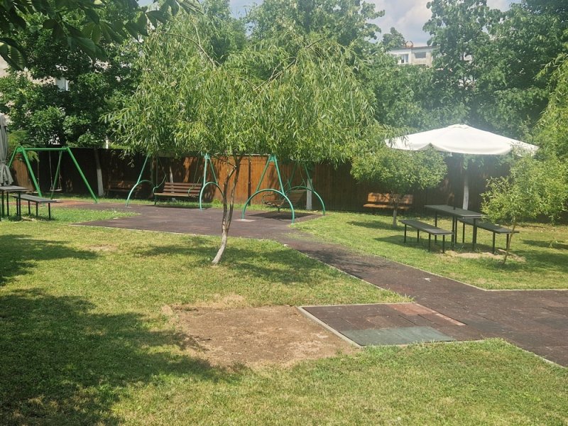 Curte-exterioara-2